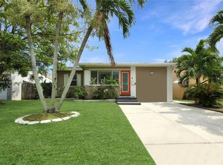 2422 Roosevelt St, Hollywood, FL 33020