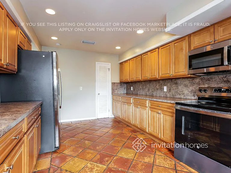 4689 Palo Verde Dr — Photo 8