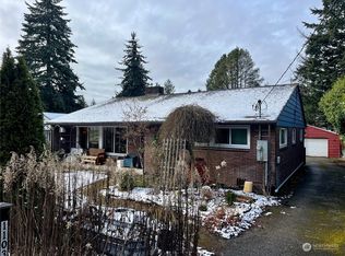 11037 15th Ave NE, Seattle, WA 98125