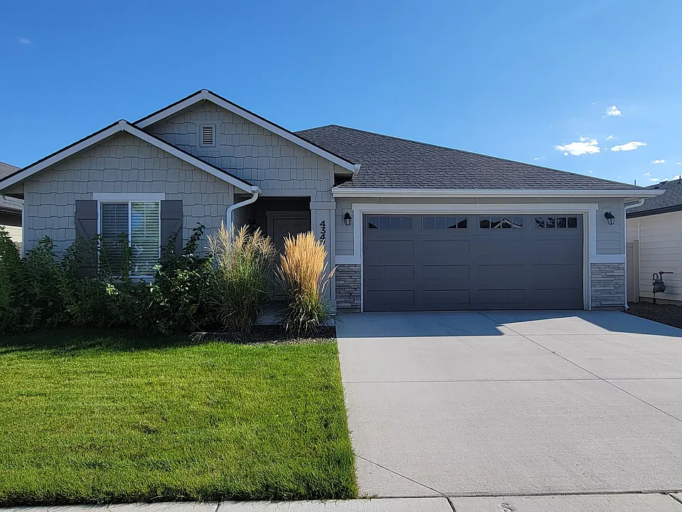 4347 W Sunny Cv