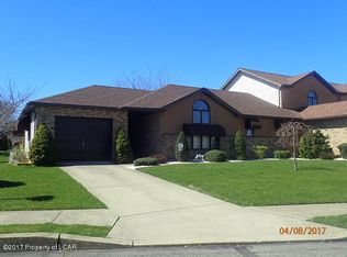 108 Woodview Rd, Hanover Township, PA 18706