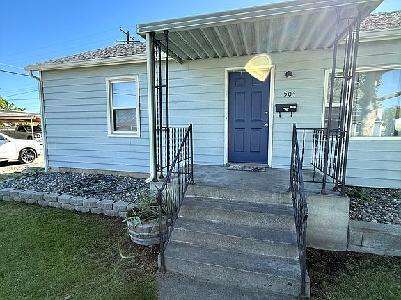 3rd image of 504 Barth Ave #504