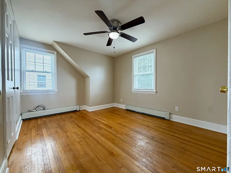 317 Lincoln Ave — Photo 4