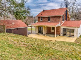 333 Horning Rd, Bethel Park, PA 15102