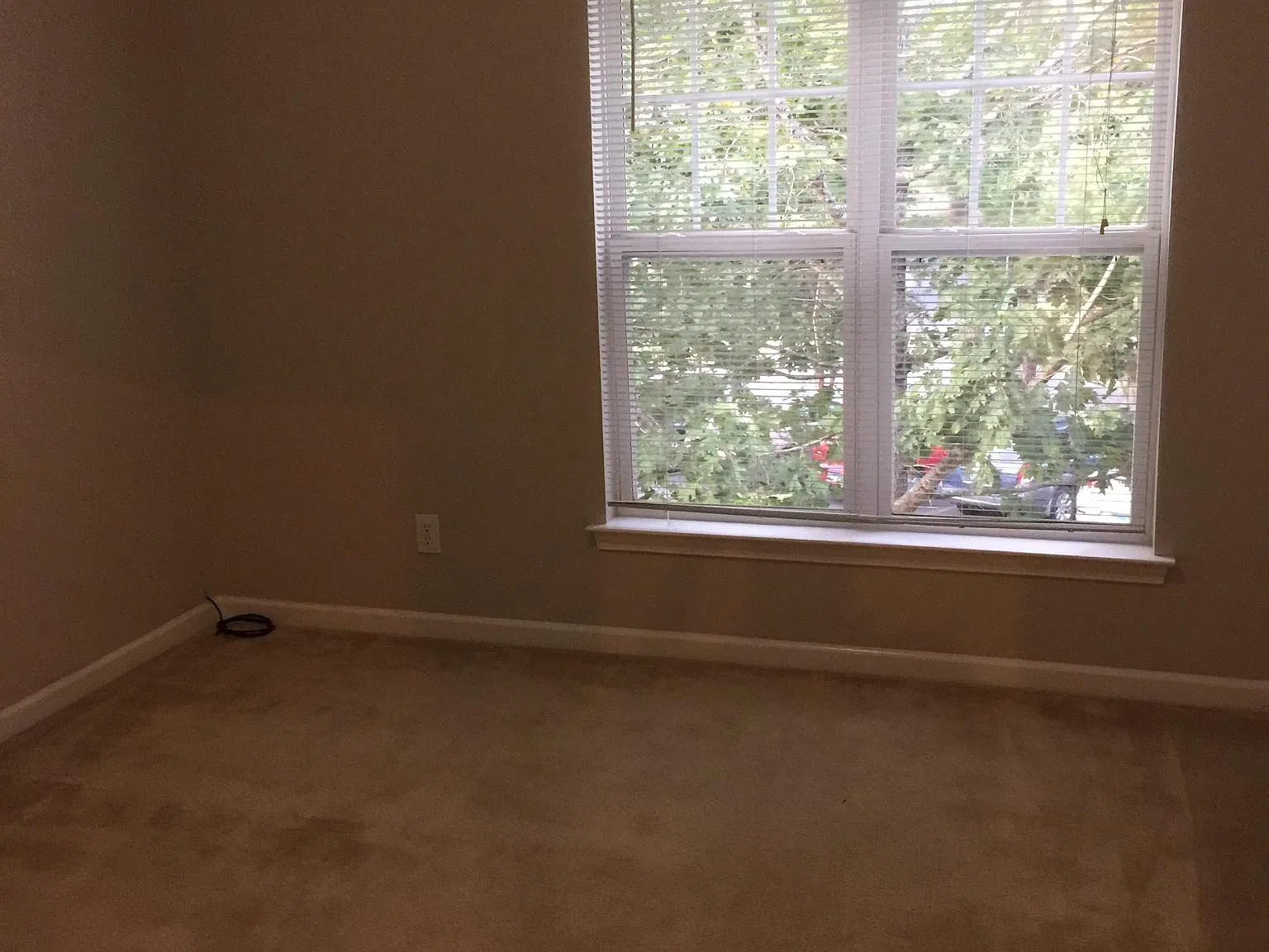 3 bed, 2.5 bath, 1968 sqft, $2,400 — Photo 4