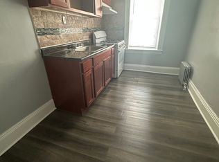 225-227 N Oraton Pkwy #104, East Orange, NJ 07017