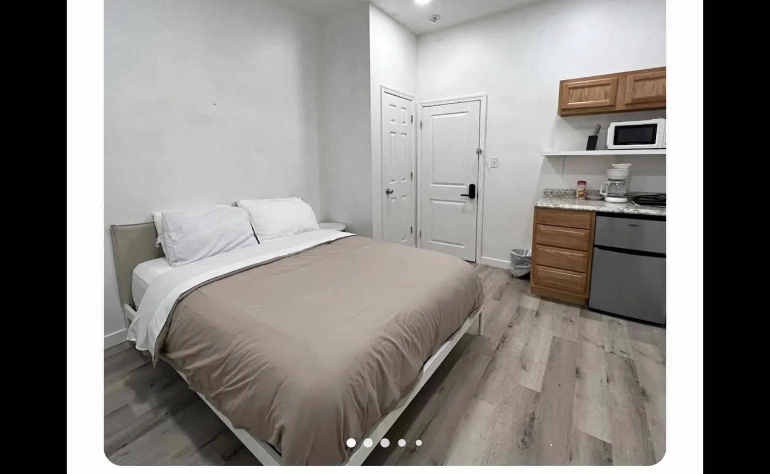 Studio, 230 sqft, $790 — Photo 1