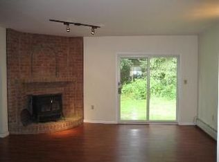 149 Rossway Rd, Pleasant Valley, NY 12569