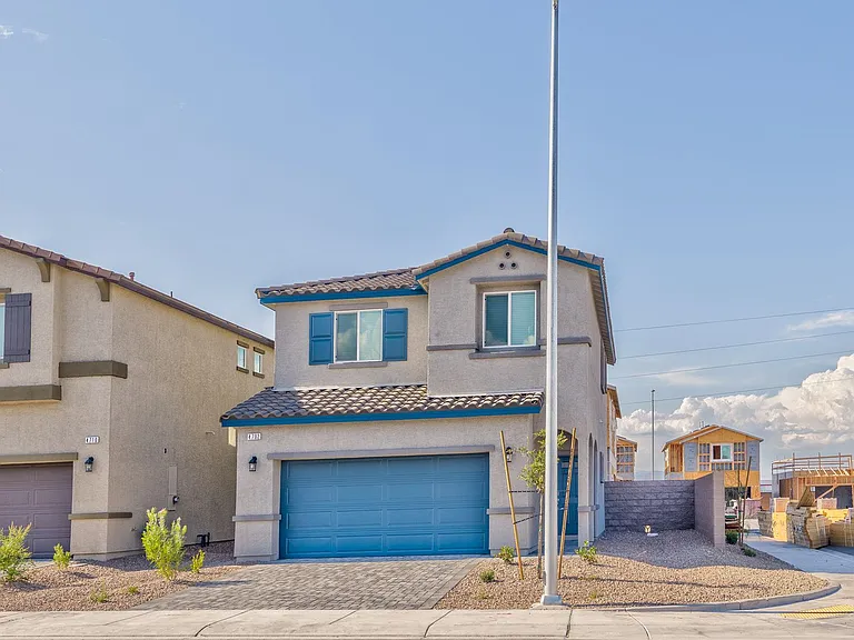 4702 Arctic Cliffs Ave — Photo 1