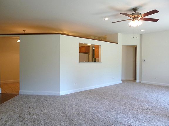 4th image of 1731 Chesapeake Ln