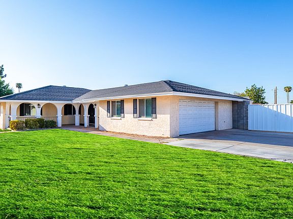 5th image of 1440 E Garnet Ave