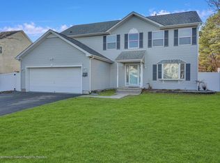 72 Serenity Pl, Toms River, NJ 08755