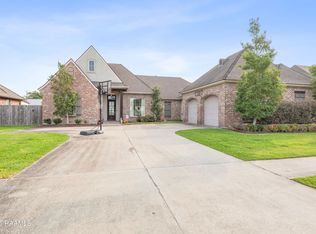 205 Torrenova Cir, Lafayette, LA 70508