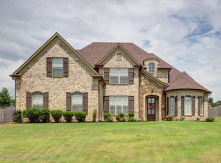 4868 Bakersfield Dr, Nesbit, MS 38651