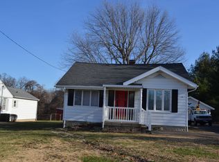 8548 Triple Lakes Rd, Dupo, IL 62239