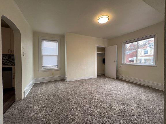 5th image of 427 Saint Joseph St #2