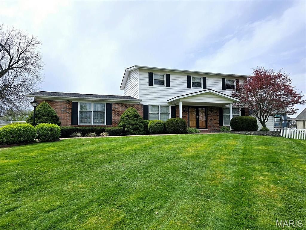 1311 Clairmont Ln, Saint Charles, MO 63303 | Zillow