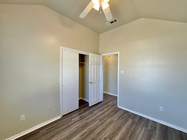 3402 Caprock Cir — Photo 18