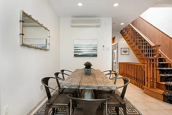 Rented by R New York | media 20