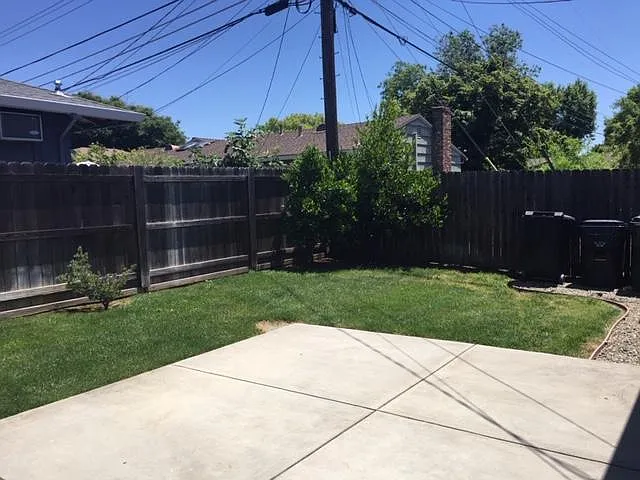 2548 Kent Dr — Photo 13