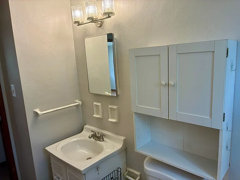 144 General Braddock Dr — Photo 11