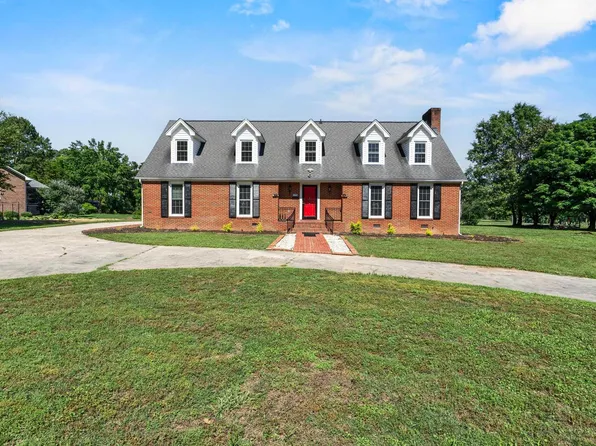 938 Fairway Dr, Newberry, SC 29108