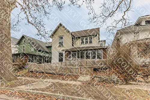 412 W Howard St Photo 1 412 W Howard St Photo 1