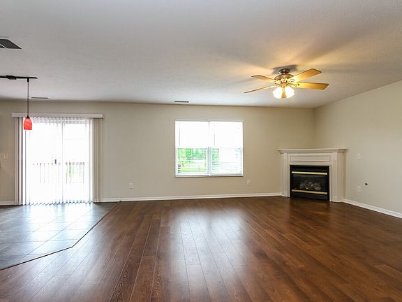 4th image of 1685 Cedar Mill Dr