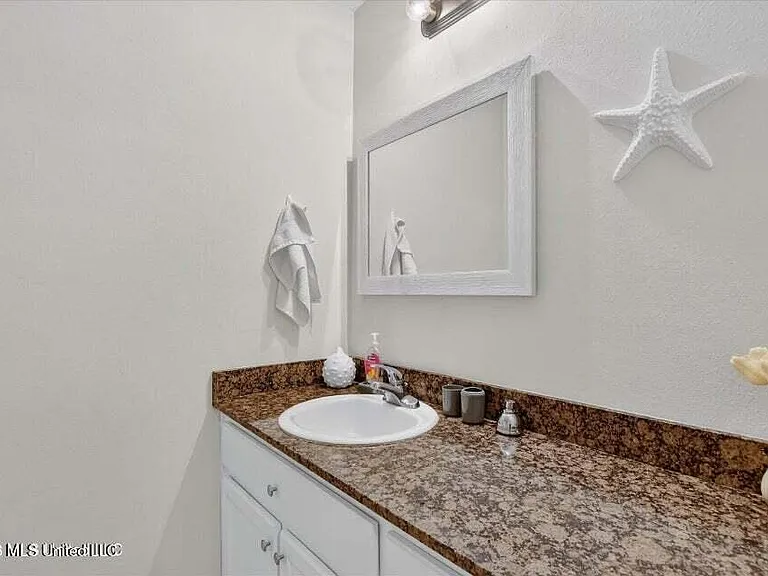 1283 Century Oaks Dr #B — Photo 12