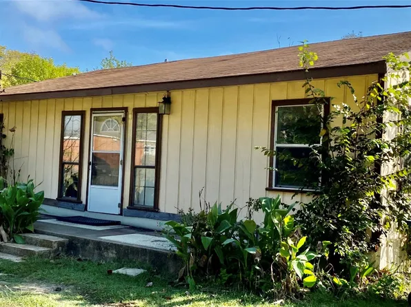 109 S Moss St, Malakoff, TX 75148