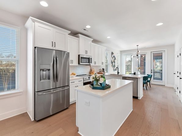 charlotte-north-carolina-448464058 picture