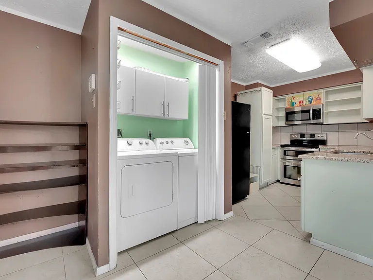 76 W Mountain Creek Dr #23 — Photo 6