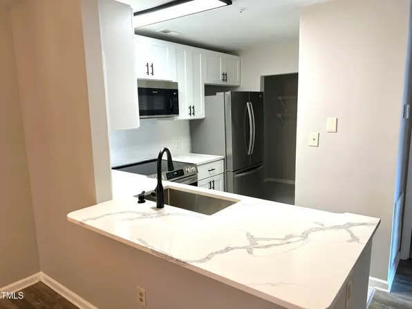 3810 Grey Harbor Dr APT 107, Raleigh, NC 27616