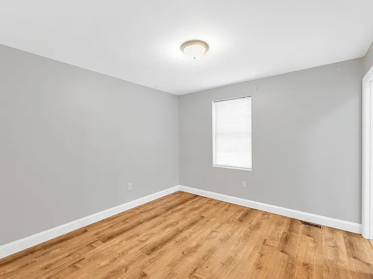 65 Marietta St #2 — Photo 5