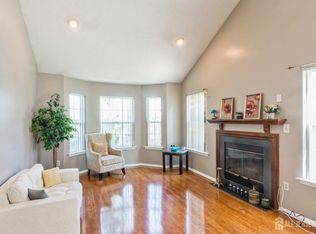 393 Draco Rd, Piscataway, NJ 08854