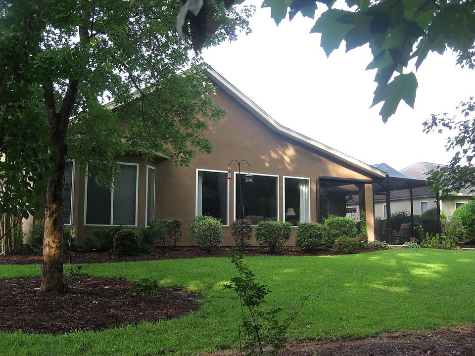 2nd image of 199 Hampton Cir