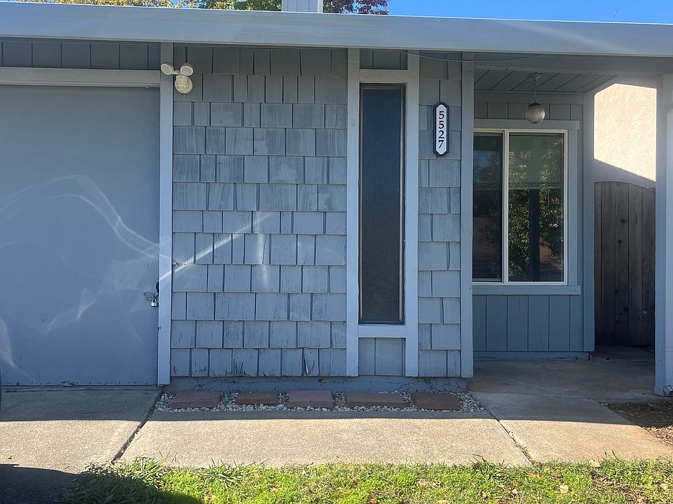 1st image of 5527 E Knoll Dr