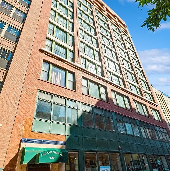 1st image of 633 S Plymouth Ct APT 908