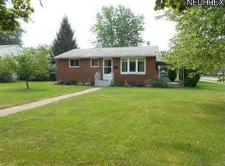 4905 Ronald Dr, North Ridgeville, OH 44039
