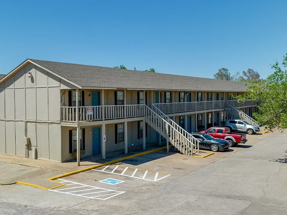 Parkridge Apartments