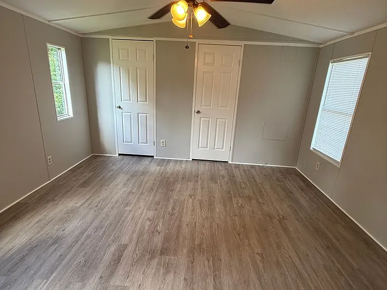 24477 Walker Ln #1-15 — Photo 4