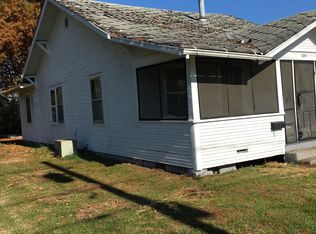 120 Castleton Ave, Mount Vernon, IL 62864