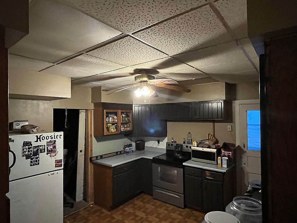 1st image of 215 W Detroit Ave