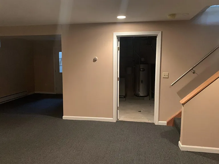 63 Sunderland Woods Rd — Photo 13