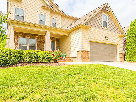 4th image of 7555 Hampstead Hall Dr