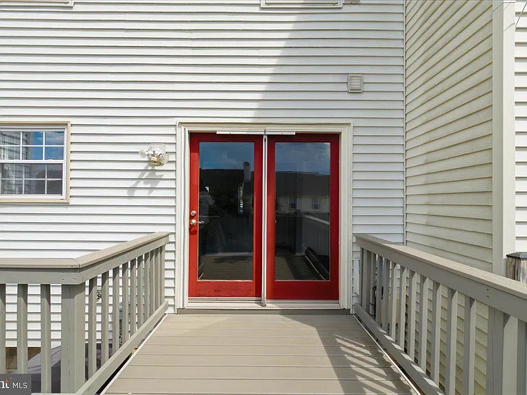 14519 Ravenscar Ct — Photo 33