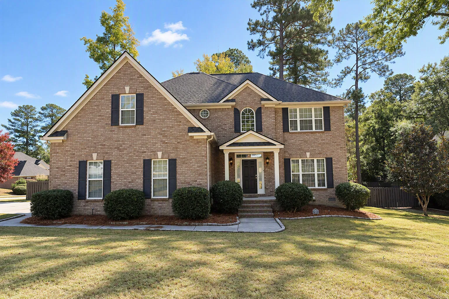 4 bed, 2.5 bath, 2795 sqft, $2,600 — Photo 1