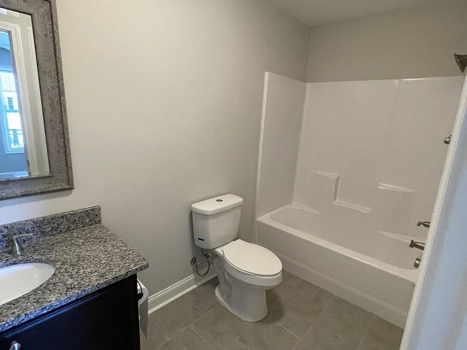 108 Blue St - K — Photo 3