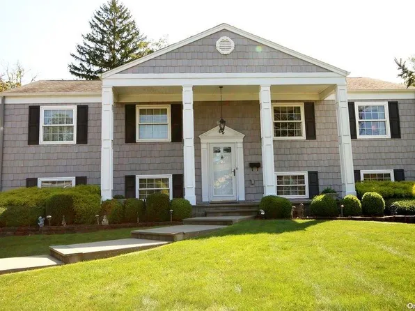 65 Saint Marks Lane, Islip, NY 11751