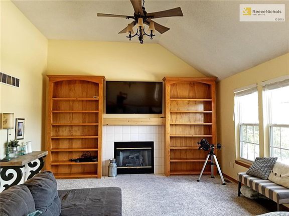 5th image of 2233 NE Maybrook Dr